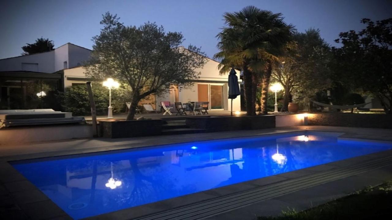Adorable Guest House Avec Balneo Et Piscine Olonne-sur-Mer Luaran gambar